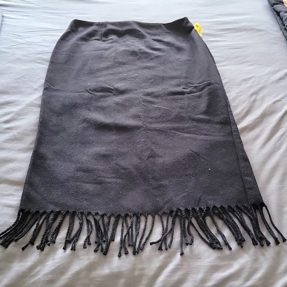 Black Wool Skirt With Fringes - Picture 2 of 8
